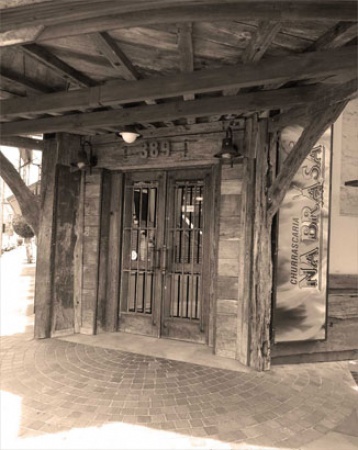O primeiro restaurante é fundado pelo casal Lemir e Mairi Magnani no tradicional bairro Floresta. A casa foi a primeira churrascaria a ganhar espaço dentro de uma grande cidade, e o melhor, no centro dela. 